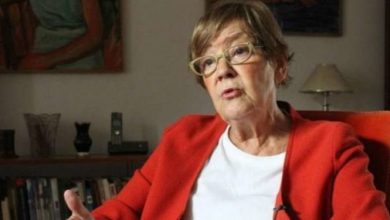 “Kosova është e pavarur”/ Intelektualja e njohur serbe: Nuk di pse po bëhet problem për targat “Kosova është e pavarur”/ Intelektualja e njohur serbe: Nuk di pse po bëhet problem për targat