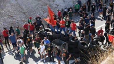 VIDEO: Këtu nuk është Serbi, protesta të ashpra në Mal të Zi kundër fronëzimit të mitropolitit serb VIDEO: Këtu nuk është Serbi, protesta të ashpra në Mal të Zi kundër fronëzimit të mitropolitit serb