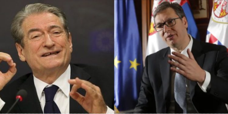 Berisha paralajmëron Vuçiçin, për të “trembur” Bashën: Mos luaj me shqiptarët, se do të duket lule fati i Millosheviçit Berisha paralajmëron Vuçiçin, për të “trembur” Bashën: Mos luaj me shqiptarët, se do të duket lule fati i Millosheviçit