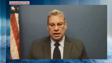 Escobar: Vuçiq e ka përkrahjen e SHBA-së, për aq sa e ndjek rrugën evropiane Escobar: Vuçiq e ka përkrahjen e SHBA-së, për aq sa e ndjek rrugën evropiane