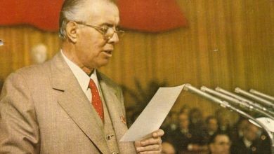 Ditari politik i Enver Hoxhës: Izraeli ka vetëm 3 milionë e gjysmë banorë, por psikologjia dhe frymëzimi kanë bërë që ai të forcohet nga të gjitha pikëpamjet, ekonomike, financiare dhe ushtarake