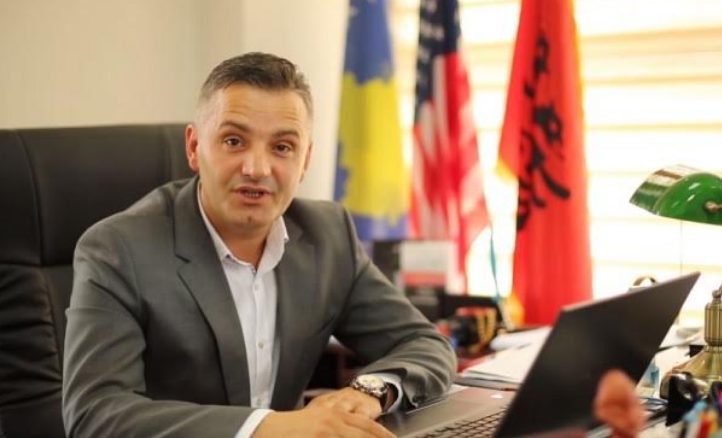 Bekim Jashari sulmon ashpër Vetëvendosjen: Janë bërë bashkë me PDK-në, heshtën para manipulimeve në zgjedhje Bekim Jashari sulmon ashpër Vetëvendosjen: Janë bërë bashkë me PDK-në, heshtën para manipulimeve në zgjedhje