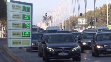 “Çmenduria” e çmimit të karburanteve, Konfindustria nxjerr zbuluar kompanitë: Qartësisht të tipit kartel, nuk reflektohet ulja e tyre në tregjet ndërkombëtare “Çmenduria” e çmimit të karburanteve, Konfindustria nxjerr zbuluar kompanitë: Qartësisht të tipit kartel, nuk reflektohet ulja e tyre në tregjet ndërkombëtare