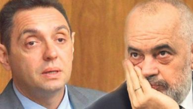 Deklaratat e Ramës shqetësojnë Beogradin, Vulin: Të gjithë heshtin për bashkimin e Shqipërisë me Kosovën Deklaratat e Ramës shqetësojnë Beogradin, Vulin: Të gjithë heshtin për bashkimin e Shqipërisë me Kosovën