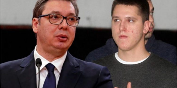 Skandal në Serbi/ Djali i Vuçiç i dha një thes me para të dënuarit për krime lufte Skandal në Serbi/ Djali i Vuçiç i dha një thes me para të dënuarit për krime lufte