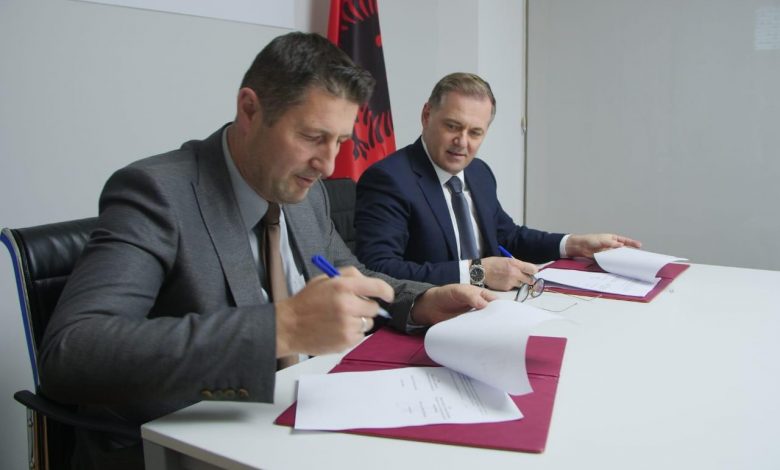 Shqipëri-Kosovë: Nënshkruhen tre akte të rëndësishme në fushën e Doganave