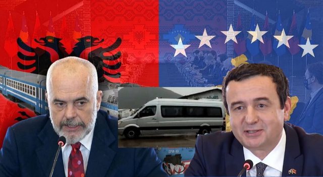 VIDEO/ Transport me kosto të ulët, Ministrat e Kurtit shkojnë në mbledhjen e Elbasanit me furgon VIDEO/ Transport me kosto të ulët, Ministrat e Kurtit shkojnë në mbledhjen e Elbasanit me furgon