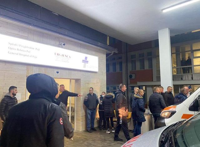 LAJMI I FUNDIT/ Tmerr në Kosovë, shkon në 4 numri i të vrarëve LAJMI I FUNDIT/ Tmerr në Kosovë, shkon në 4 numri i të vrarëve