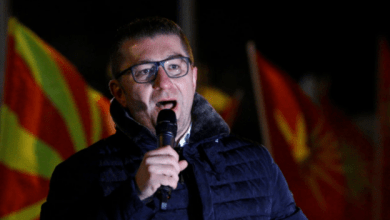 Opozita maqedone ultimatum Zaevit: Ik deri të hënën, ose do të rrëzojmë