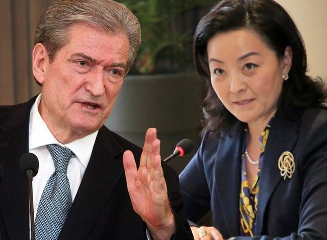 Sali Berisha sfidon SHBA?! Hap qendrën e votimi para derës së ambasadës amerikane, aty pritet të…