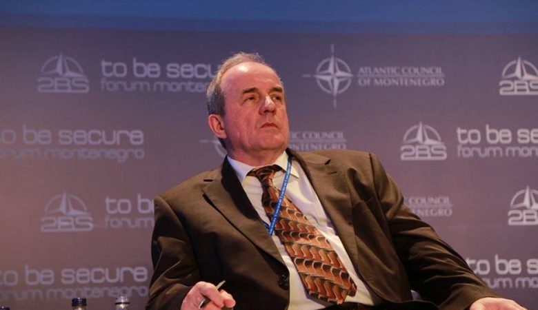 Bugajski: Beogradi po e përdor çështjen e Asociacionit për ta penguar dialogun Bugajski: Beogradi po e përdor çështjen e Asociacionit për ta penguar dialogun