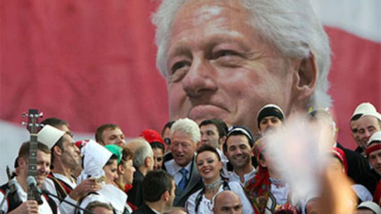 Presidenti më i dashur i shqiptarëve: 10 fakte që nuk i dini për Bill Clinton Presidenti më i dashur i shqiptarëve: 10 fakte që nuk i dini për Bill Clinton