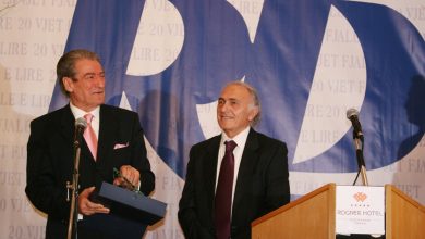 Frrok Çupi: Ju tregoj konfliktin me Sali Berishën në gazetën “Rilindja Demokratike”