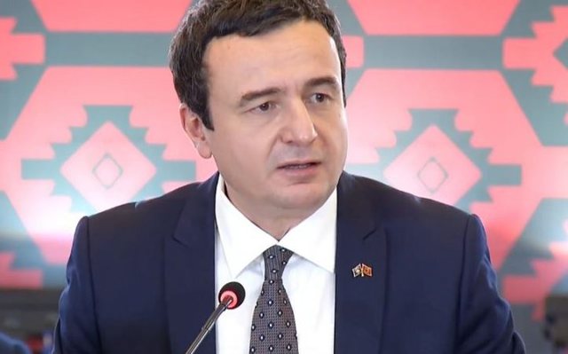 Kurti replikon dhe thumbon me Ramën: Koha me shi te ne, sjell bereqet, të sillemi si diplomat e të veprojmë si patriot Kurti replikon dhe thumbon me Ramën: Koha me shi te ne, sjell bereqet, të sillemi si diplomat e të veprojmë si patriot