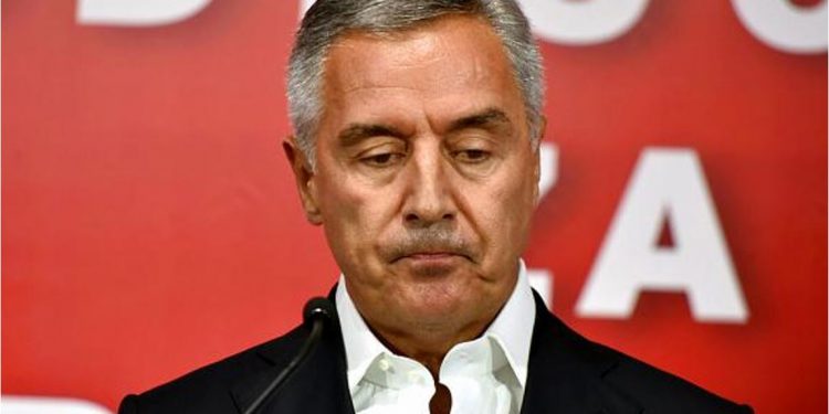 I doli emri në përgjimet e Antimafias italiane, merret në pyetje Gjukanoviç: Falsifikime të tilla janë të shpeshta në politikë I doli emri në përgjimet e Antimafias italiane, merret në pyetje Gjukanoviç: Falsifikime të tilla janë të shpeshta në politikë