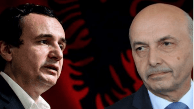 “Pro bashkimit me Shqipërinë”, reagon Mustafa pas deklaratës së Kurtit: S’ia shoh për të madhe, ai di të manipulojë… “Pro bashkimit me Shqipërinë”, reagon Mustafa pas deklaratës së Kurtit: S’ia shoh për të madhe, ai di të manipulojë…