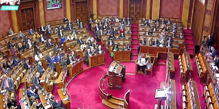 “Luftë” mes pozitës e opozitës në Serbi: Po e humbim Kosovën “Luftë” mes pozitës e opozitës në Serbi: Po e humbim Kosovën