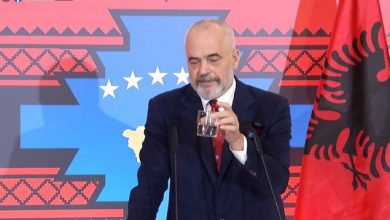 Probleme me Kosovën?! Rama: Unë e shoh gotën plot, rëndësi ka që pihet ujë Probleme me Kosovën?! Rama: Unë e shoh gotën plot, rëndësi ka që pihet ujë