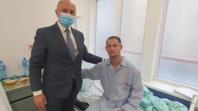 “Vetëm unë nuk po flija, e pashë ngjarjen me sy”, i mbijetuari i tragjedisë në Bullgari rrëfen tmerrin: Theva xhamin e dritares, brenda ishte tym i zi “Vetëm unë nuk po flija, e pashë ngjarjen me sy”, i mbijetuari i tragjedisë në Bullgari rrëfen tmerrin: Theva xhamin e dritares, brenda ishte tym i zi