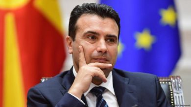 “S’mund të ketë zgjedhje të parakohshme” / Partnerët në koalicion i kërkojnë Zaev që të mos dorëhiqet