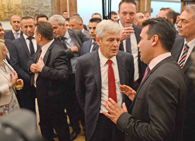 BDI përplaset me Zaev! Ali Ahmeti: Pata bisedë të tensionuar. Artan Grubi: Ai nuk duhet të japë dorëheqje