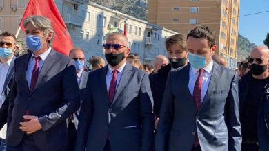 Aleancë me antishqiptarë! Aleancë me antishqiptarë!