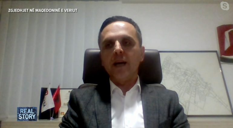 BDI fituese e zgjedhjeve?/ Ironia e kreut të Lëvizjes Besa: Si të thuash humbëm Tiranën dhe fituam Peqinin. Jemi parti puro shqiptare BDI fituese e zgjedhjeve?/ Ironia e kreut të Lëvizjes Besa: Si të thuash humbëm Tiranën dhe fituam Peqinin. Jemi parti puro shqiptare