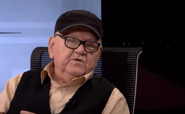 Akademiku boshnjak: Kosova i shpëtoi gjenocidit dhe u bë shtet, në Bosnjë kërkojnë shtet ata që bënë gjenocid Akademiku boshnjak: Kosova i shpëtoi gjenocidit dhe u bë shtet, në Bosnjë kërkojnë shtet ata që bënë gjenocid