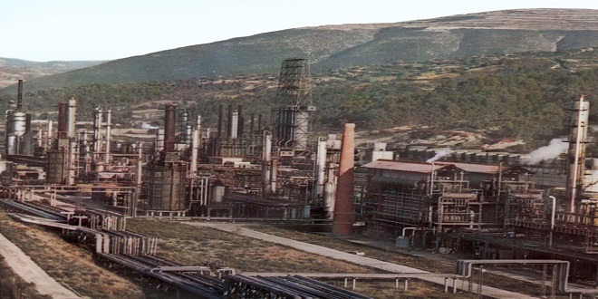 Nafta shqiptare, vdekja e ngadaltë e një industrie gjigante Nafta shqiptare, vdekja e ngadaltë e një industrie gjigante