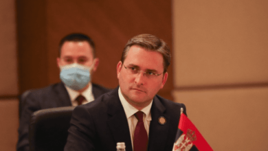 Ministri serb: Po punohet për të krijuar “Shqipërinë e Madhe” Ministri serb: Po punohet për të krijuar “Shqipërinë e Madhe”