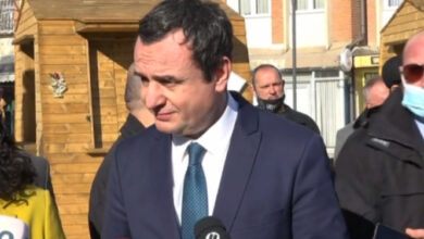 “Me Escobar takohem për herë të parë sot, kemi biseduar…”/ Kurti: Ja kur do t’i shprehim qëndrimet tona “Me Escobar takohem për herë të parë sot, kemi biseduar…”/ Kurti: Ja kur do t’i shprehim qëndrimet tona
