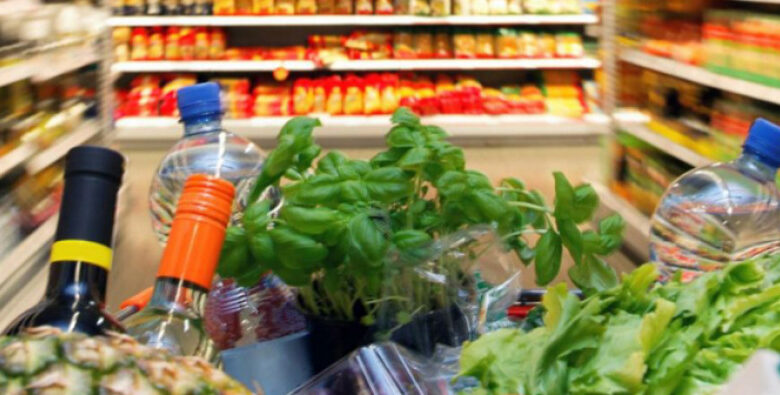 PARADOKSI: Shqipëria, i vetmi vend europian, ku ekonomia pësoi rënie në 2020, por shpenzimet e familjeve u rritën PARADOKSI: Shqipëria, i vetmi vend europian, ku ekonomia pësoi rënie në 2020, por shpenzimet e familjeve u rritën
