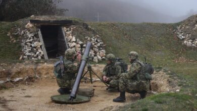 Ushtria serbe vazhdon me provokime, stërvitet përgjatë kufirit me Kosovën Ushtria serbe vazhdon me provokime, stërvitet përgjatë kufirit me Kosovën