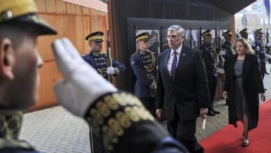 Ish-ambasadori amerikan: Koha që shtetet neutrale të aplikojnë në NATO, Kosova të njihet nga 5 vendet e BE’së Ish-ambasadori amerikan: Koha që shtetet neutrale të aplikojnë në NATO, Kosova të njihet nga 5 vendet e BE’së