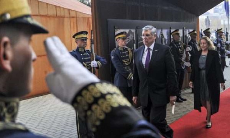 Ish-ambasadori amerikan: Koha që shtetet neutrale të aplikojnë në NATO, Kosova të njihet nga 5 vendet e BE’së Ish-ambasadori amerikan: Koha që shtetet neutrale të aplikojnë në NATO, Kosova të njihet nga 5 vendet e BE’së