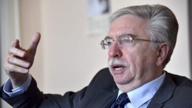 Anëtari i delegacionit serb në Rambuje: Negociatat ishin ultimatum për Serbinë, o merre o lëre Anëtari i delegacionit serb në Rambuje: Negociatat ishin ultimatum për Serbinë, o merre o lëre