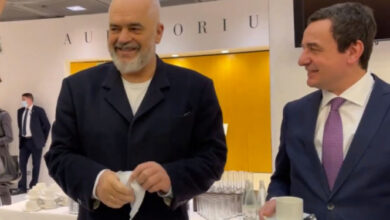 Pyetet për draft-statutin e Ramës për asociacionin, habit Albin Kurti: Lidhja e Prizenit është gjallë, Mikelo nga Kalabria…! Pyetet për draft-statutin e Ramës për asociacionin, habit Albin Kurti: Lidhja e Prizenit është gjallë, Mikelo nga Kalabria…!