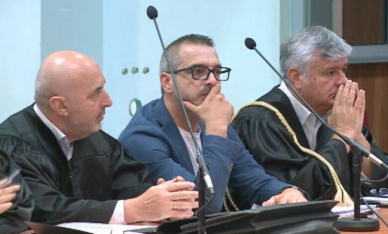 (VIDEO) Vendimi që shtangu Tahirin/ Momenti kur ish-ministri njihet me dënimin me burg (VIDEO) Vendimi që shtangu Tahirin/ Momenti kur ish-ministri njihet me dënimin me burg