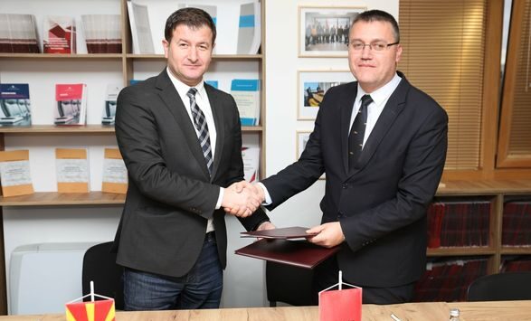 Shqipëri-Maqedoni e Veriut, bashkëpunim në fushën e historisë dhe gjuhës shqipe Shqipëri-Maqedoni e Veriut, bashkëpunim në fushën e historisë dhe gjuhës shqipe