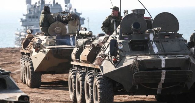 Pesë gënjeshtrat e Rusisë me të cilat justifikohet lufta ndaj Ukrainës