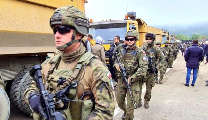 Paralajmërimi i NATO-s: Kosova është rrezik, dërgoni urgjentisht trupa Paralajmërimi i NATO-s: Kosova është rrezik, dërgoni urgjentisht trupa