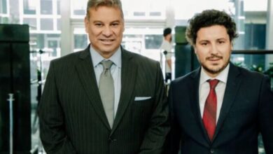 Dritan Abazoviç premton: Do i vendosim sanksione shtesë kundër Rusisë Dritan Abazoviç premton: Do i vendosim sanksione shtesë kundër Rusisë