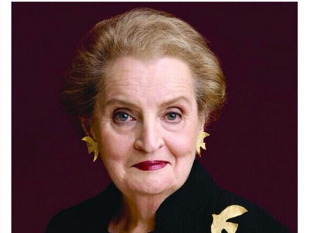 Libri i Albright që ia kushtoi luftës në Kosovë: Millosheviçi vrau 10 mijë shqiptarë, ja si e ndalëm konfliktin Libri i Albright që ia kushtoi luftës në Kosovë: Millosheviçi vrau 10 mijë shqiptarë, ja si e ndalëm konfliktin