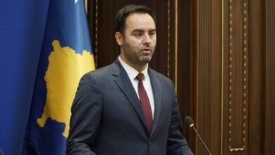 Konjufca reagon ndaj deklaratave të ambasadorit të SHBA: BE s’ka kompetencë t’i propozojë Kosovës projekt statut për Asociacionin Konjufca reagon ndaj deklaratave të ambasadorit të SHBA: BE s’ka kompetencë t’i propozojë Kosovës projekt statut për Asociacionin