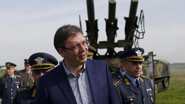 Vuçiç: Nuk mendoj që tensionet me Kosovën të përshkallëzohen në luftë Vuçiç: Nuk mendoj që tensionet me Kosovën të përshkallëzohen në luftë