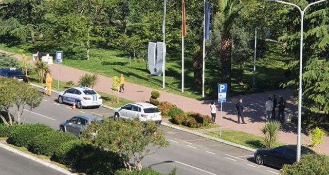 Çfarë po ndodh në Malin e Zi? Mesazhe kërcënuese për bomba dhe shpërthime, mbyllet disa shkolla në vend