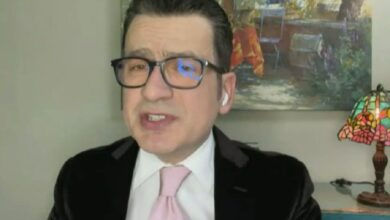 Kush po i nxit ‘kosovarët’ të ndjehen superior dhe ta urrejnë Shqipërinë? Kush po i nxit ‘kosovarët’ të ndjehen superior dhe ta urrejnë Shqipërinë?