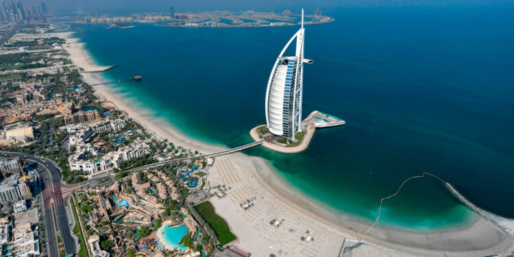 Edhe pas skandalit “Porta Potty”, Dubai sërish në krye të listës, ku do të pushojnë shqiptarët këtë vit?