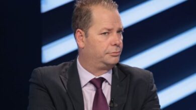 Lëreni Albinin dhe Kosovën të (pa)qetë