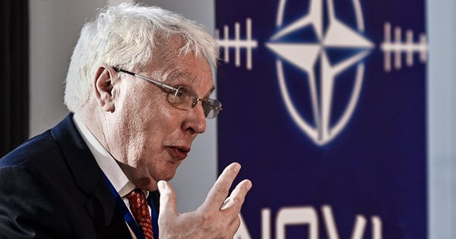 Forcat serbe në Kosovë? Ish-zyrtari i lartë i NATO-s: Para se ta bënte kërkesën, Beogradi e dinte përgjigjen Forcat serbe në Kosovë? Ish-zyrtari i lartë i NATO-s: Para se ta bënte kërkesën, Beogradi e dinte përgjigjen